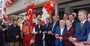 Ehli Ziyafet lezzet tutkunları için kapılarını dualarla açtı